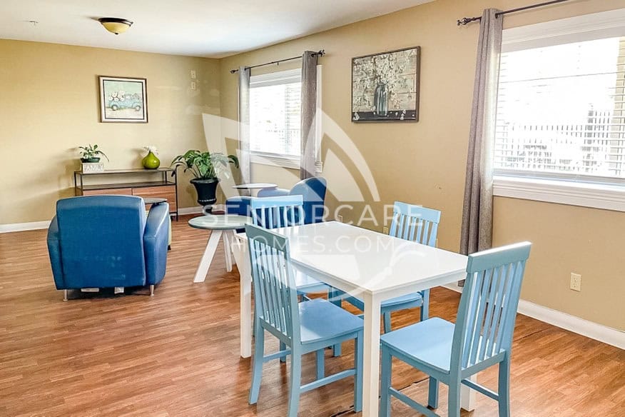 Dining Area at Citrus Gardens