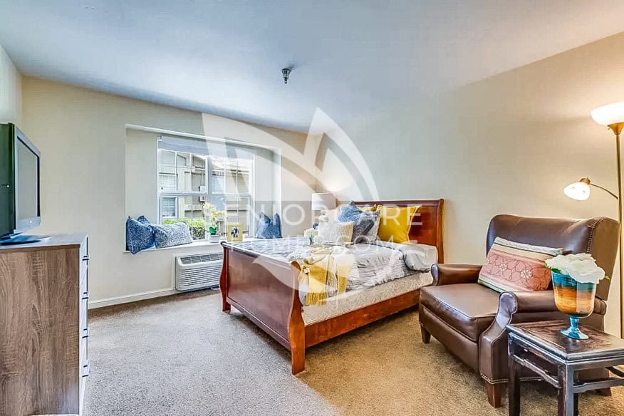 Bright, cozy private bedroom at Cottages at Hemet