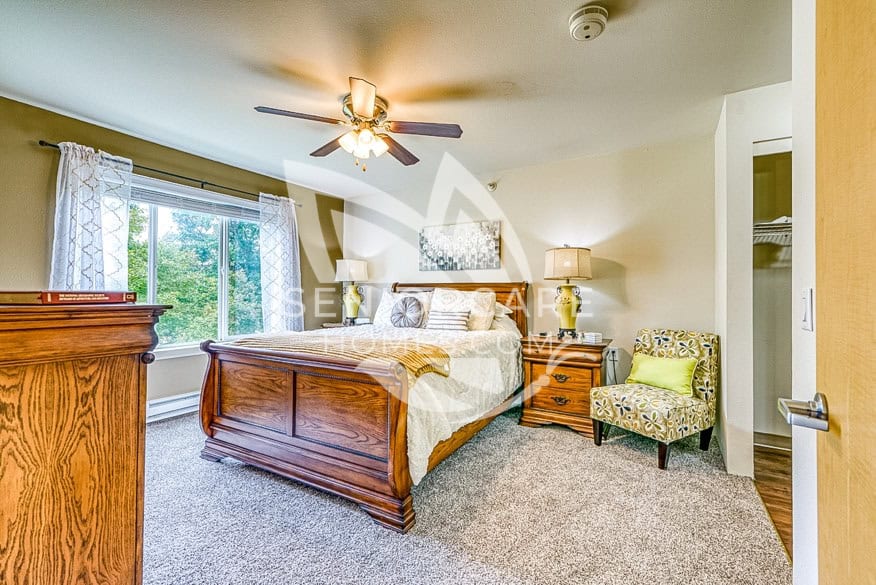 Bright, Cozy private bedroom at Solstice at Lee's Summit