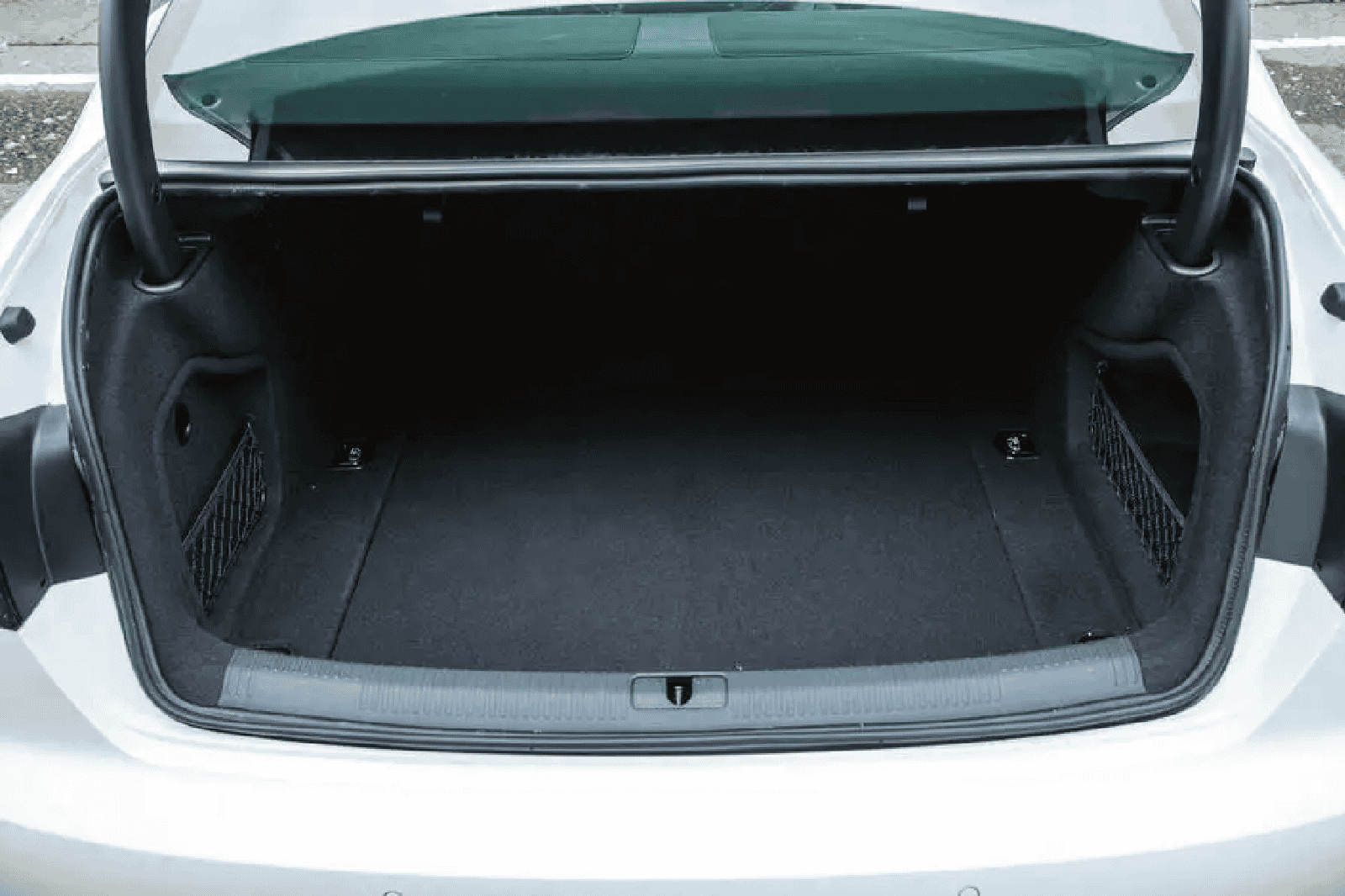 Custom luggage area kit for Audi A4 trunk, durable and easy to install.