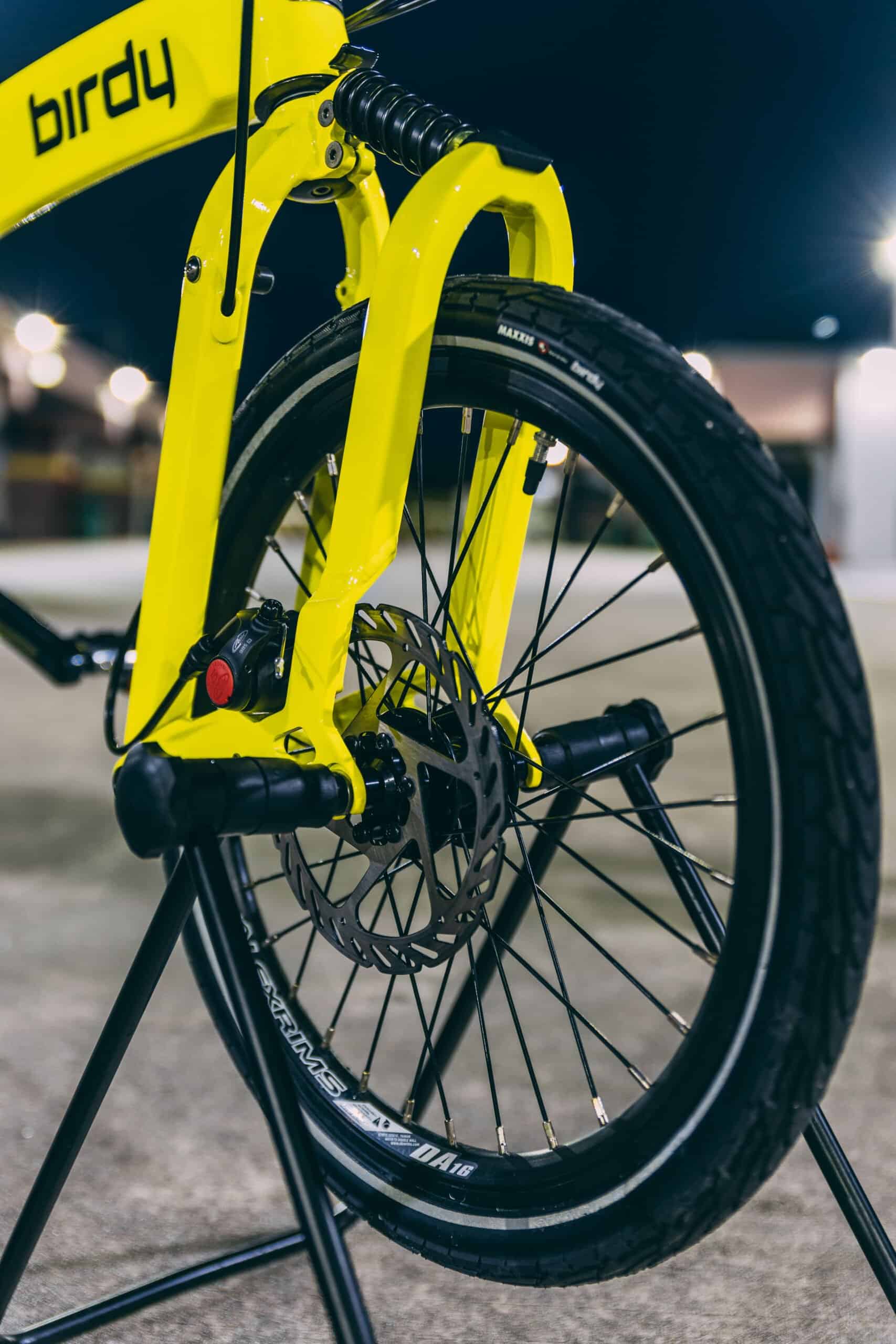 High-quality protective film on Birdy bike frame for durability and style.