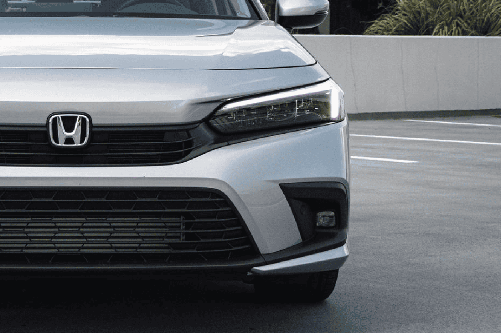 Honda Civic headlamp and fog lamp upgrade for enhanced visibility and style. Perfect for car enthusi.