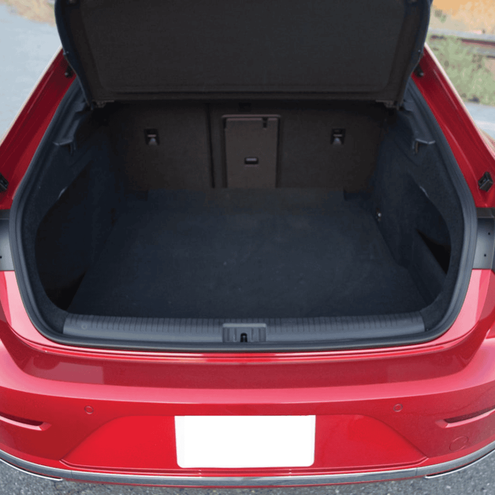 Volkswagen Arteon trunk organizer and cargo protection kit for enhanced storage and security.