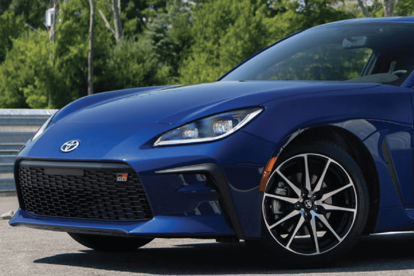 High-quality Toyota 86 headlamp and fog lamp upgrade for enhanced visibility and style.