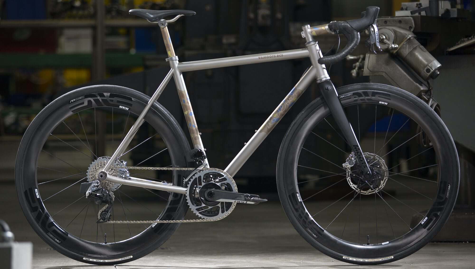 High-quality frame protection film for Moots Vamoots RCS bike. Durable, clear, and easy to install f.