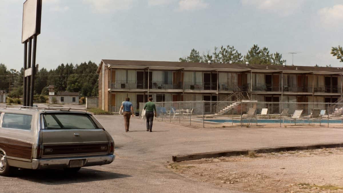 12 Road Trip Destinations from the '70s Boomers Loved 7 Authentic 1970s photo of a motel in Wisconsin Dells