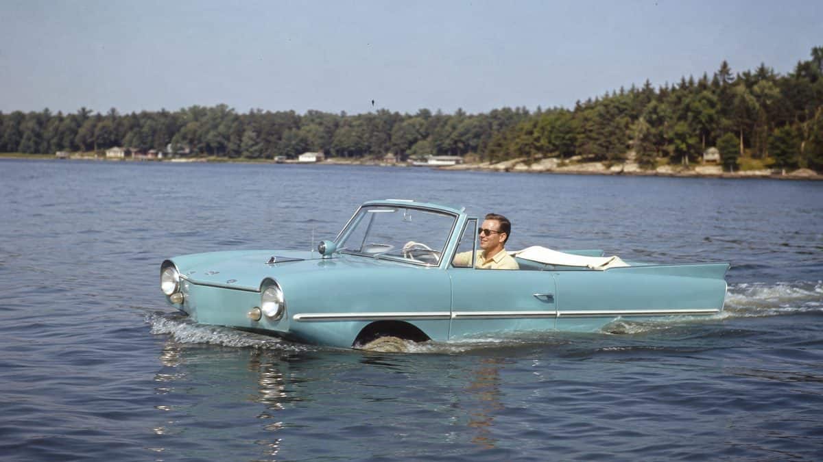 Forgotten 1960s Products That Were Ahead of Their Time 7 Amphicar in the water