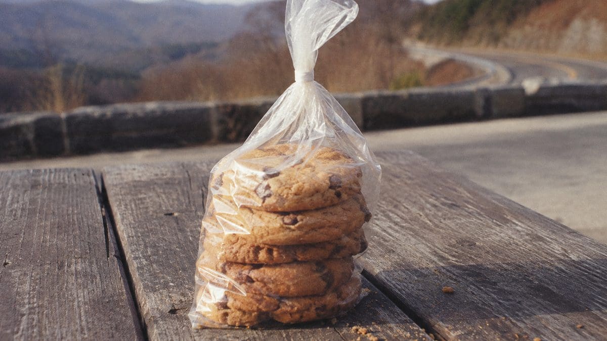 12 Gas Station Snacks from the '80s That Made Road Trips Worth It 7 Vintage Keebler Soft Batch package.