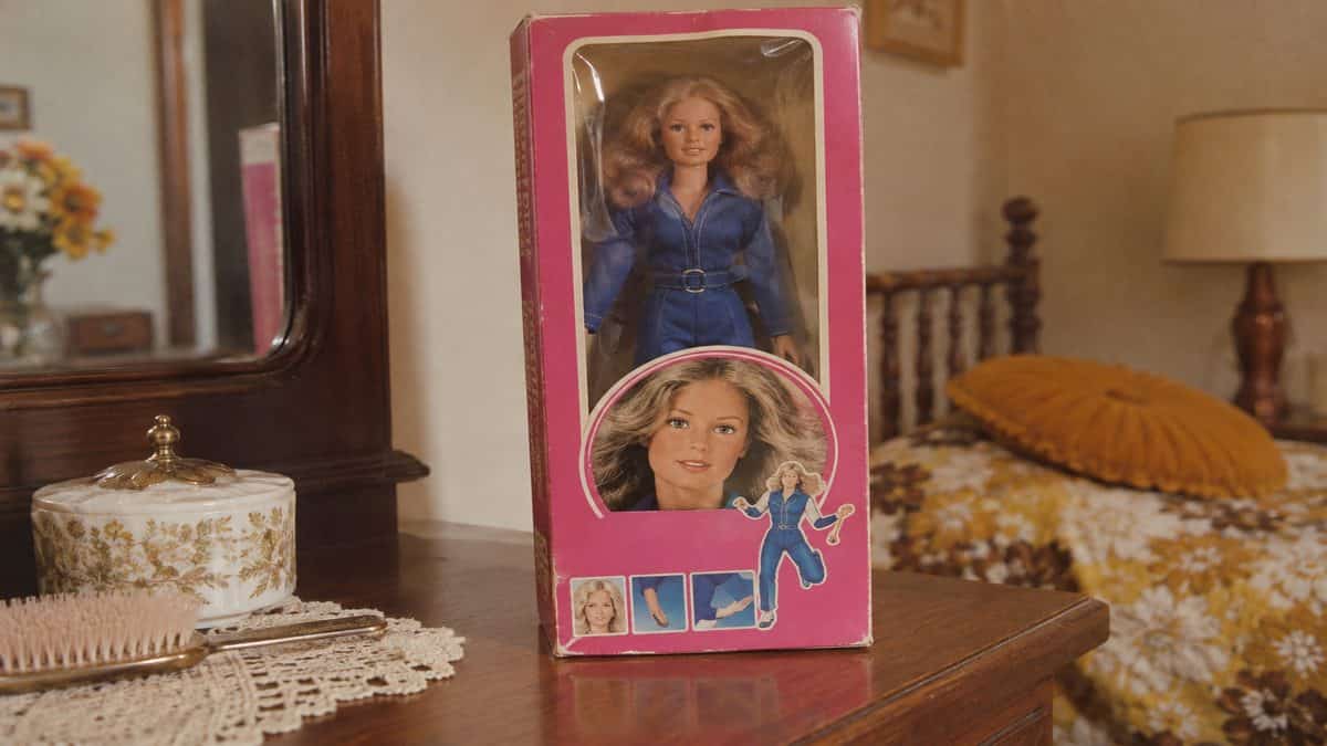 Forgotten Toys from the '70s That Are Collector's Items Now 15 Vintage 1976 Bionic Woman doll in its original box