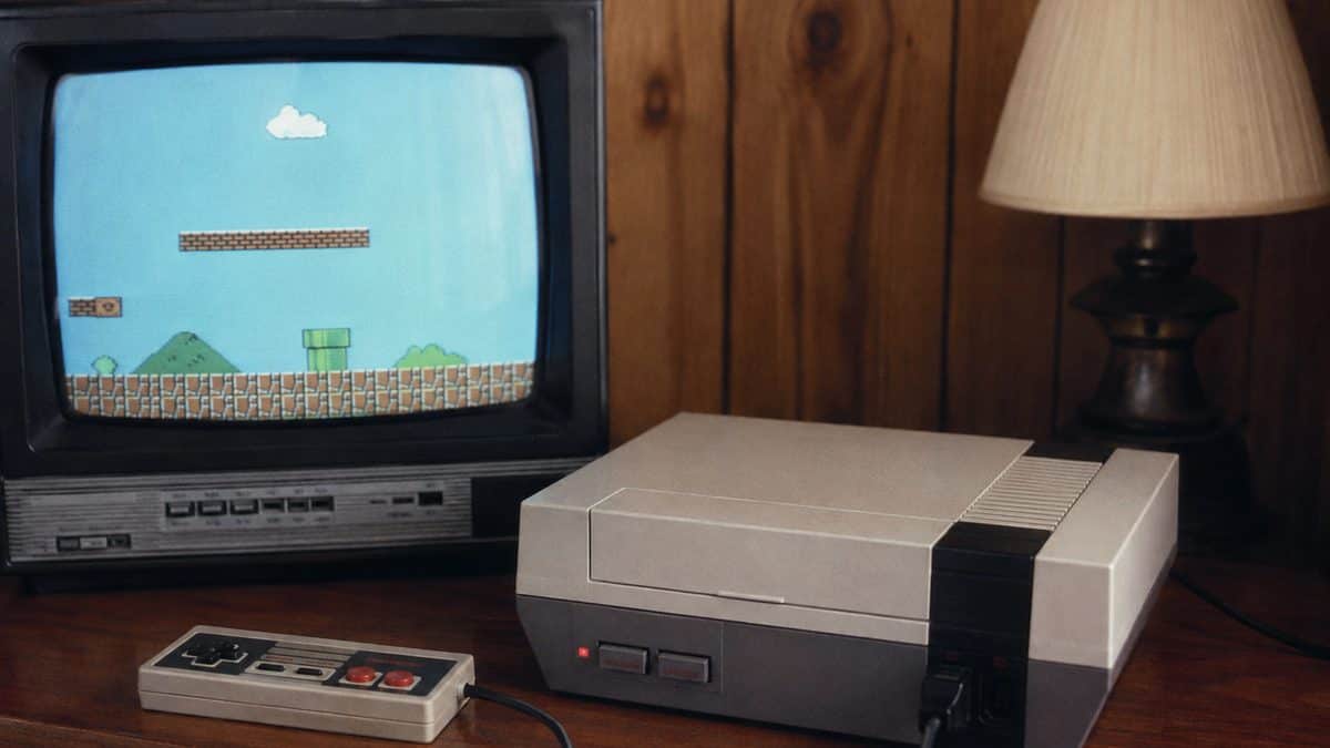 '80s Toys That Are Worth a Fortune Now 15 Authentic original NES console