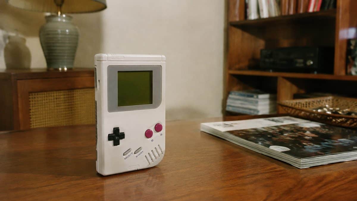'80s Toys That Are Worth a Fortune Now 4 Authentic 1989 Nintendo Game Boy console.