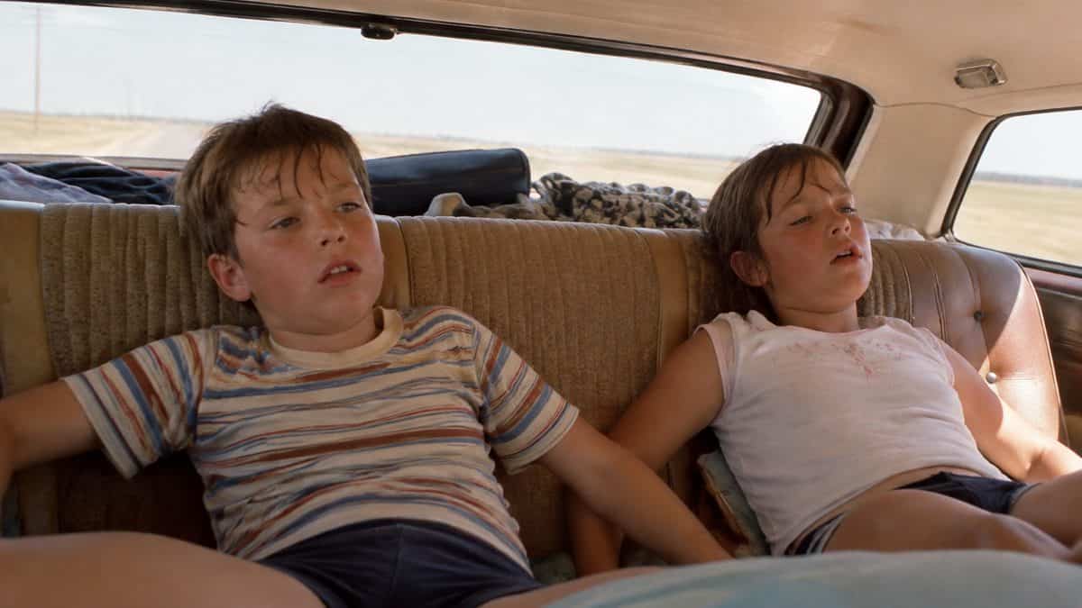 13 Family Road Trip Rituals from the '70s Nobody Does Anymore 10 Kids sweating in the back of a 70s station wagon.