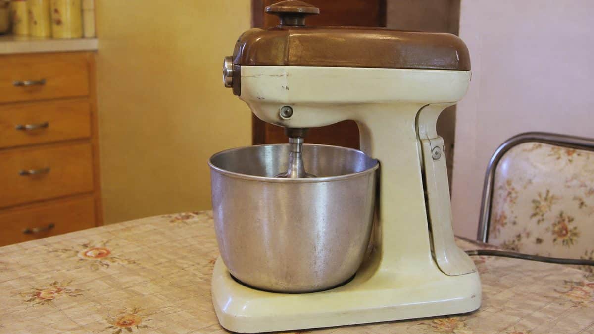 14 Vintage Kitchen Appliances from the '60s Worth a Small Fortune Today 7 Genuine photograph of a vintage Dormeyer Power Chef Mixer.