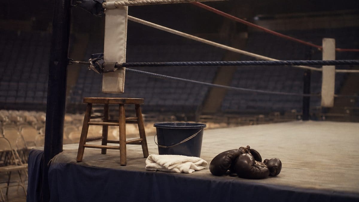 Defining Sports Moments from the '70s That Made Headlines 7 The Ali vs Frazier fight in 1975