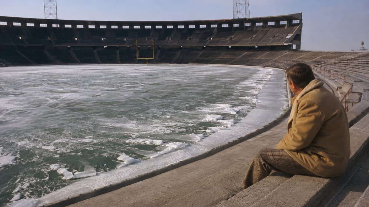 Defining Sports Moments from the '70s That Made Headlines 9 Authentic photo from the Ice Bowl