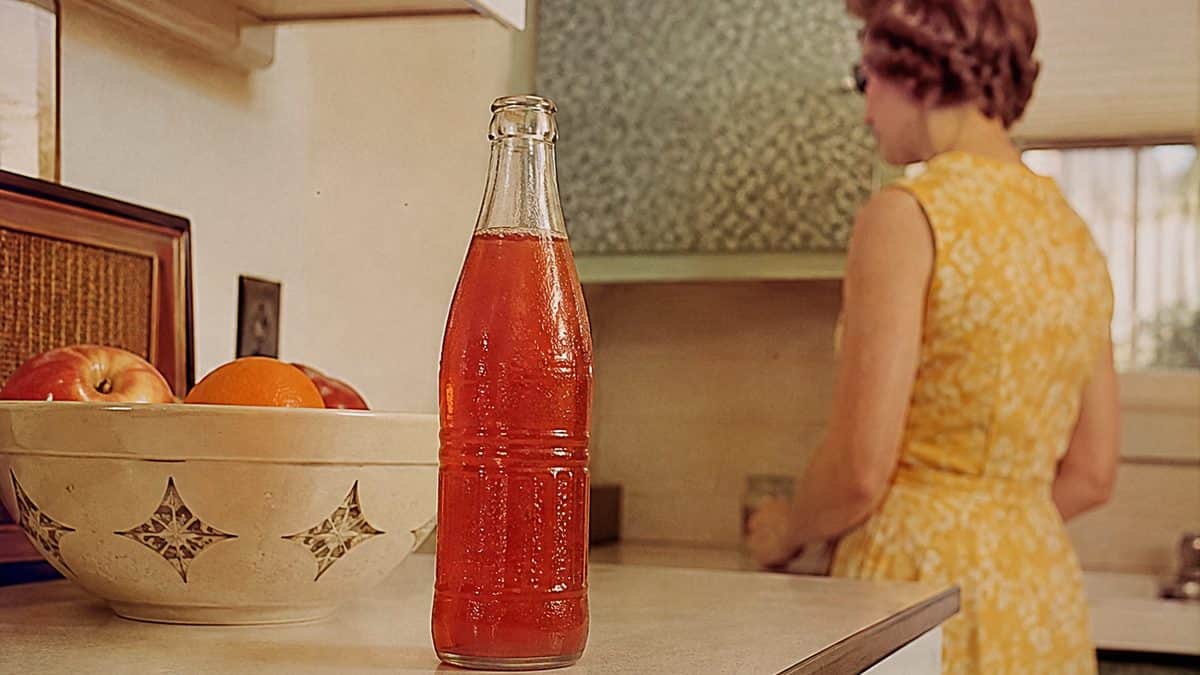 31 Popular Sodas from the '60s and '70s We Want Back 8 York Beverages
