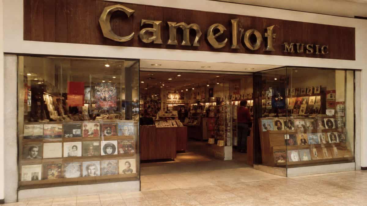 15 Mall Stores from the '80s That We Still Miss 14 Camelot Music store.