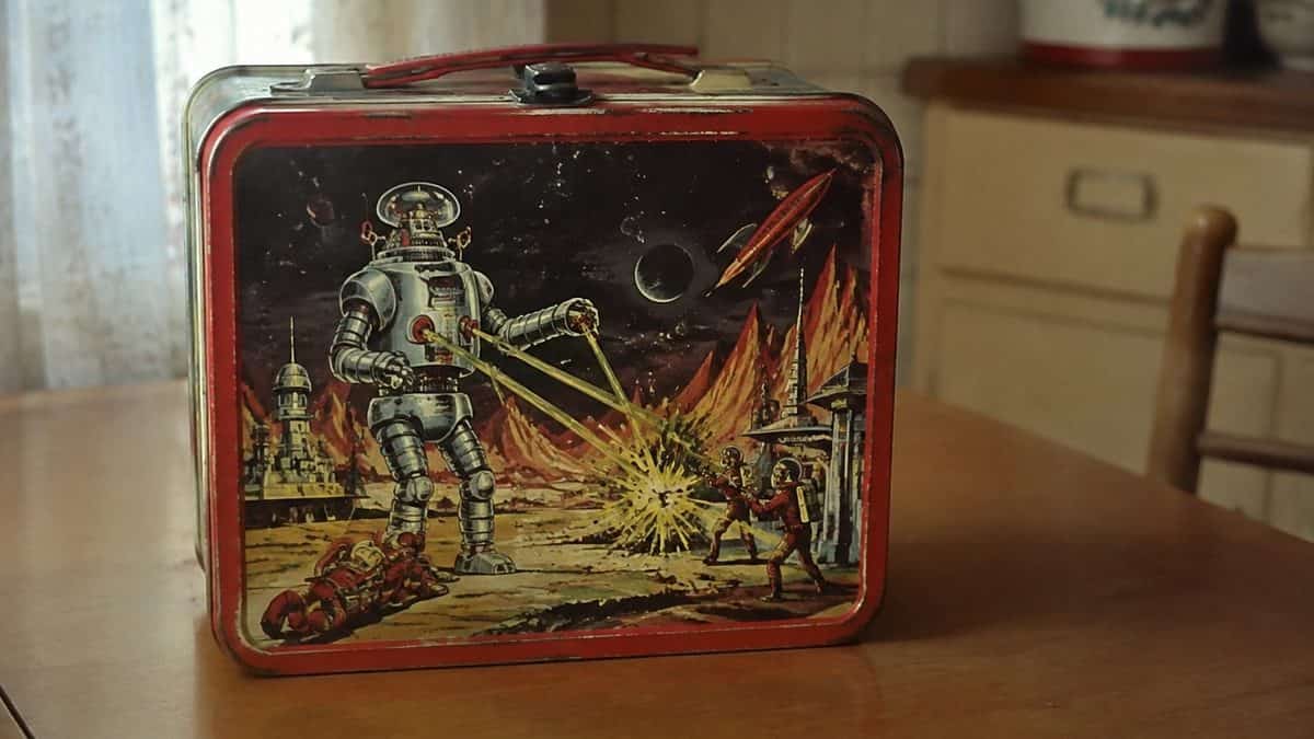 15 Vintage Lunch Boxes Worth Serious Money Now 5 Real 1959 Atomic Robot Man lunchbox.