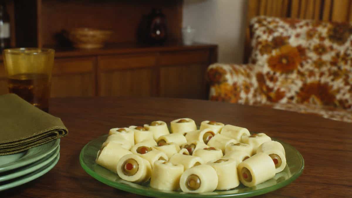 15 Classic '70s Recipes That Seem Completely Bizarre Today 15 Cheese-wrapped olives