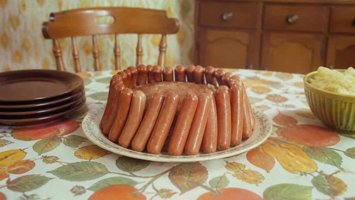 15 Classic '70s Recipes That Seem Completely Bizarre Today 6 Frankfurter crown roast
