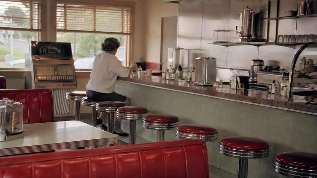 14 Classic Roadside Diners Every '50s Family Stopped At 10 1950s Jerry's diner interior.