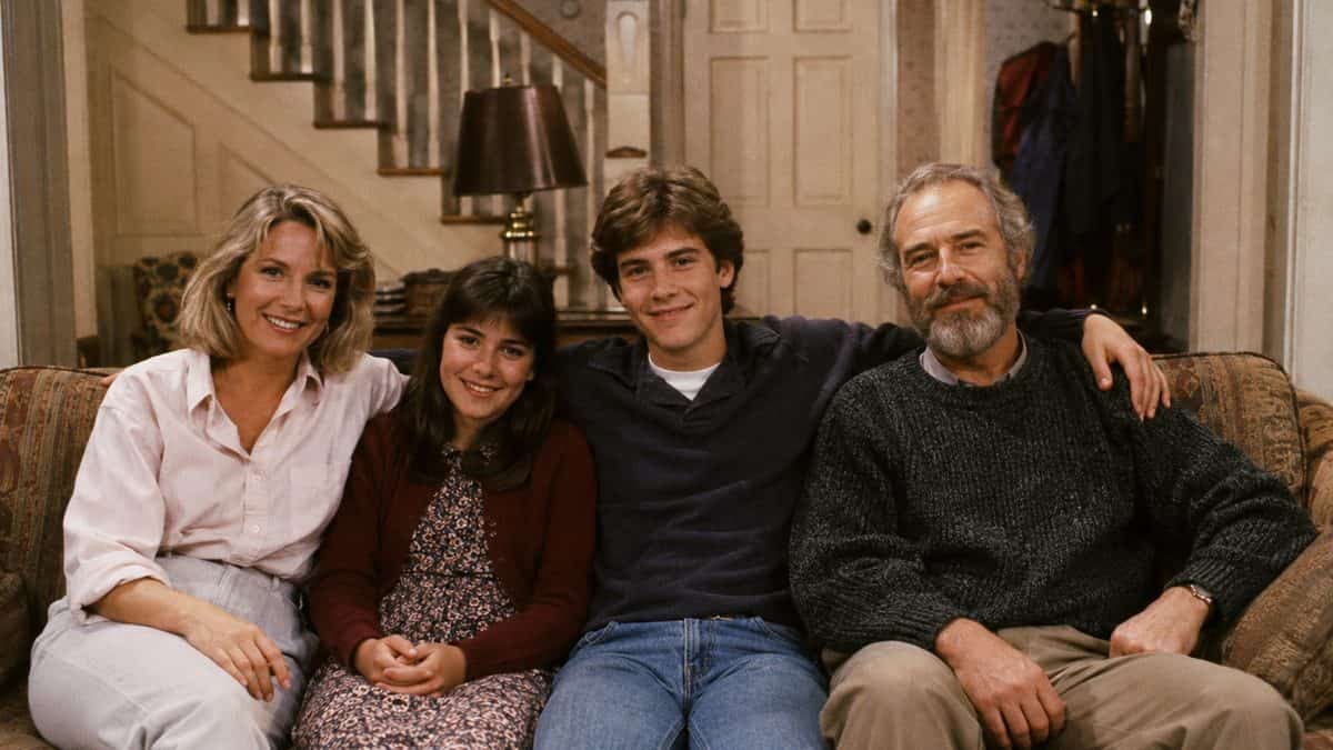 Classic Sitcoms from the '80s That Still Hold Up 3 Authentic Family Ties cast photo