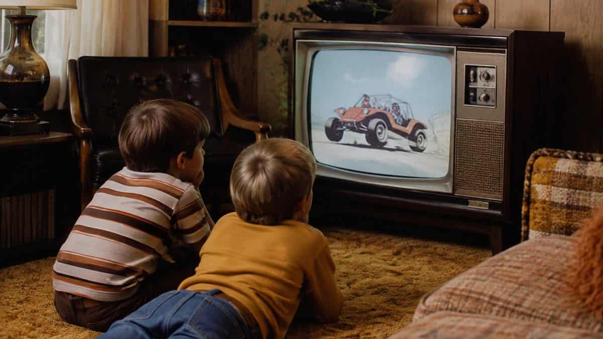 16 Saturday Morning Cartoons That Defined Your Childhood 12 Vintage 1970s photo of kids watching TV
