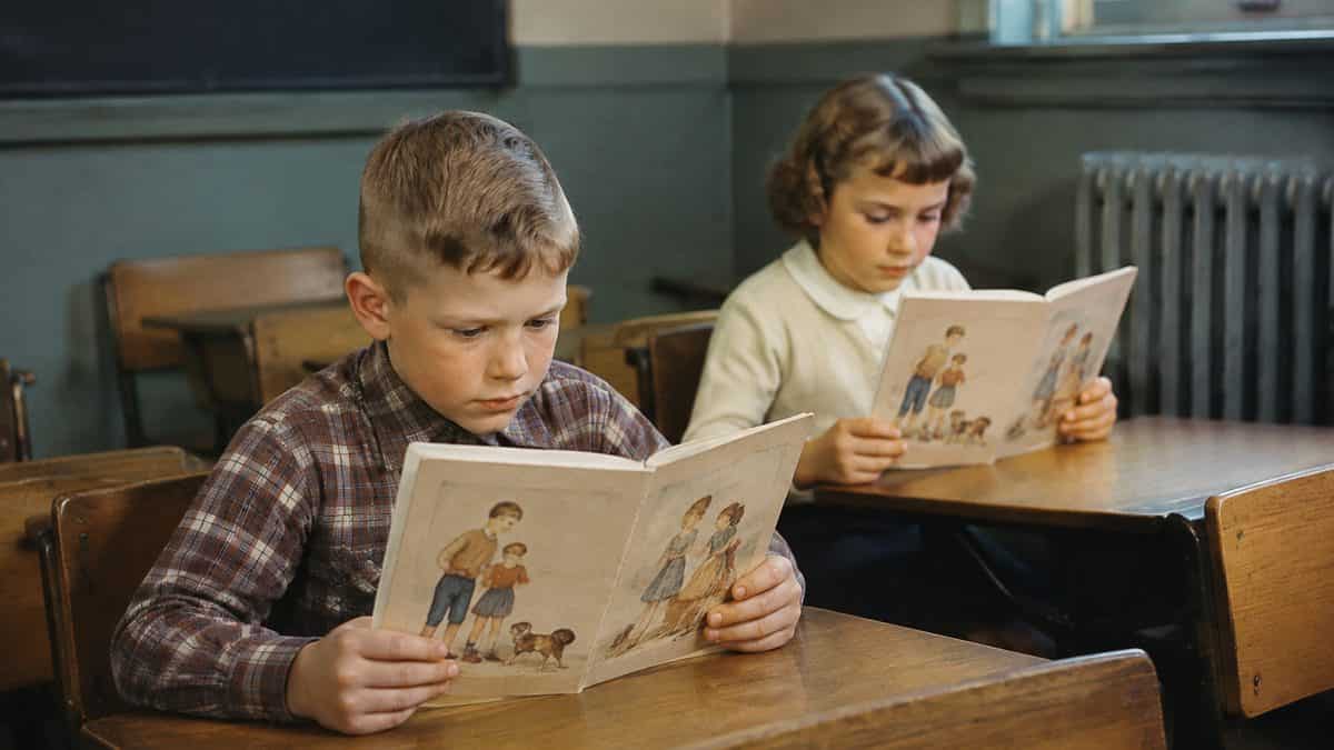 Remember These? 14 School Supplies That Defined the '50s Classroom 4 1950s students reading