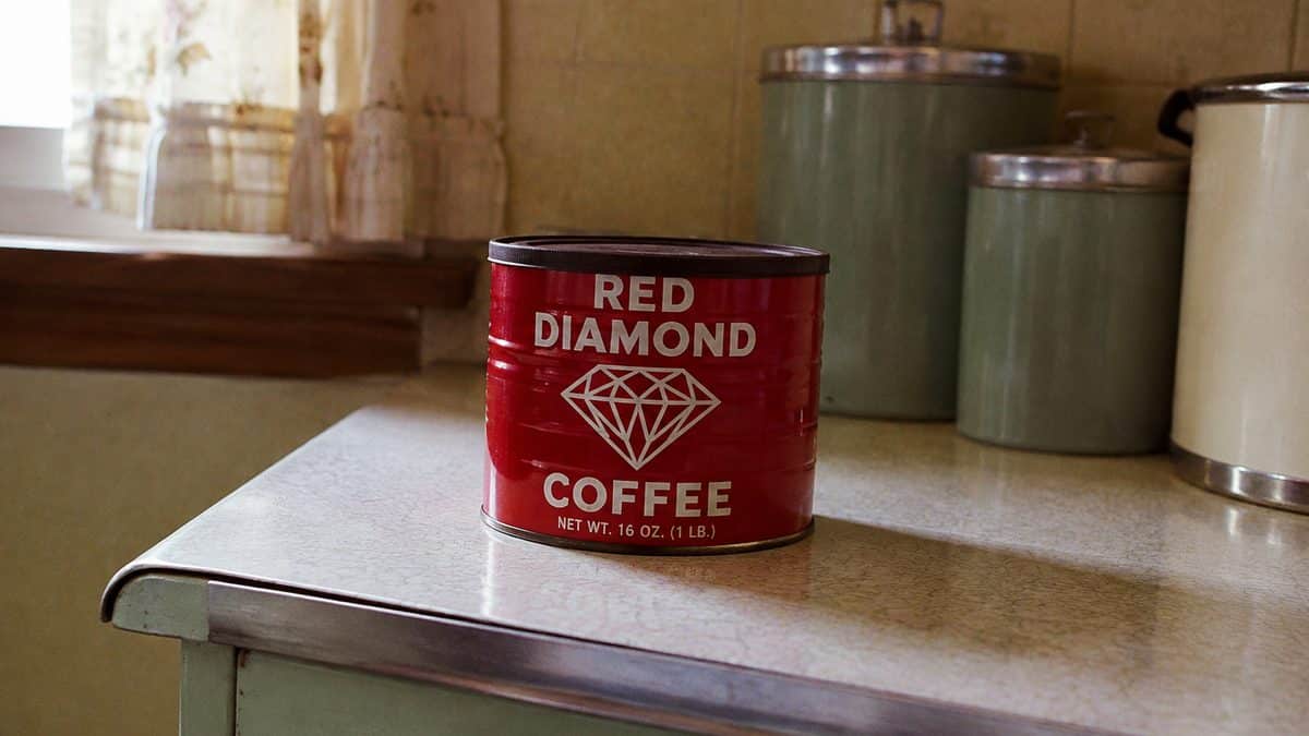 Supermarket Brands You've Forgotten — Until Now 11 Red Diamond coffee can
