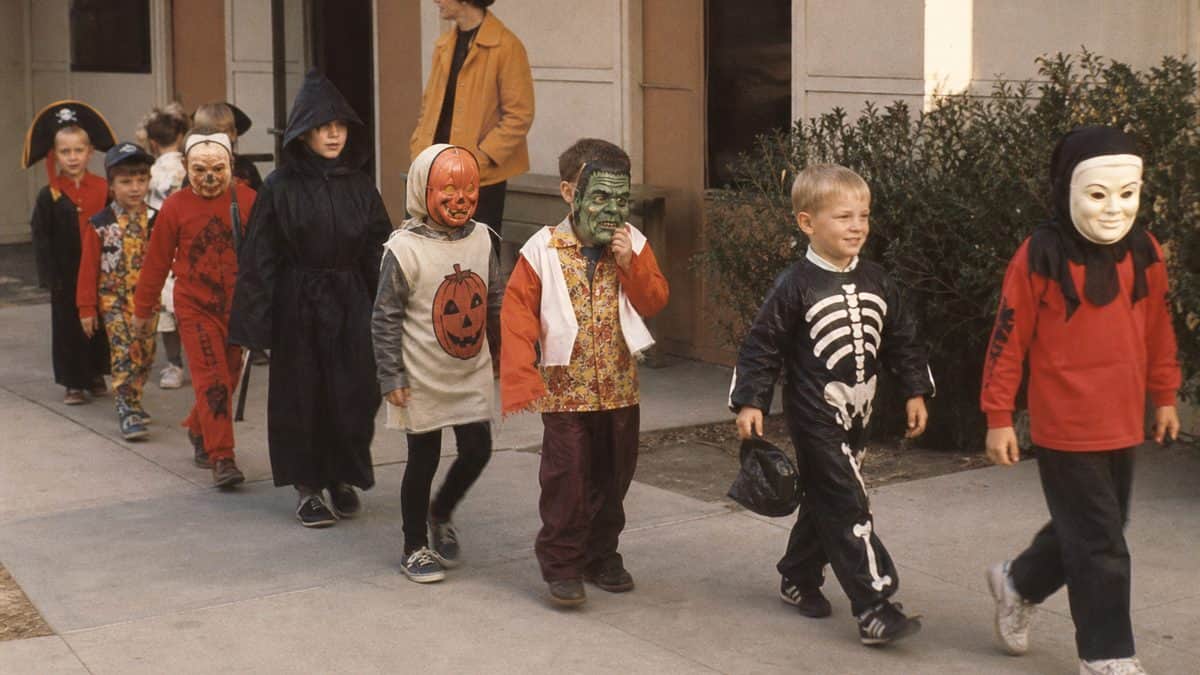 14 Things That Made Halloween Better in the '70s 7 1970s school Halloween parade