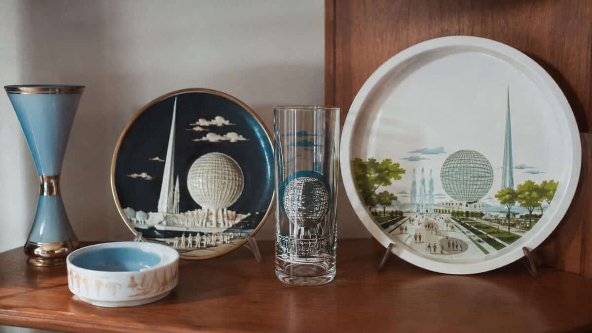 Cheap Vacation Souvenirs That Are Now Worth Keeping Forever 3 Genuine 1964 World's Fair memorabilia