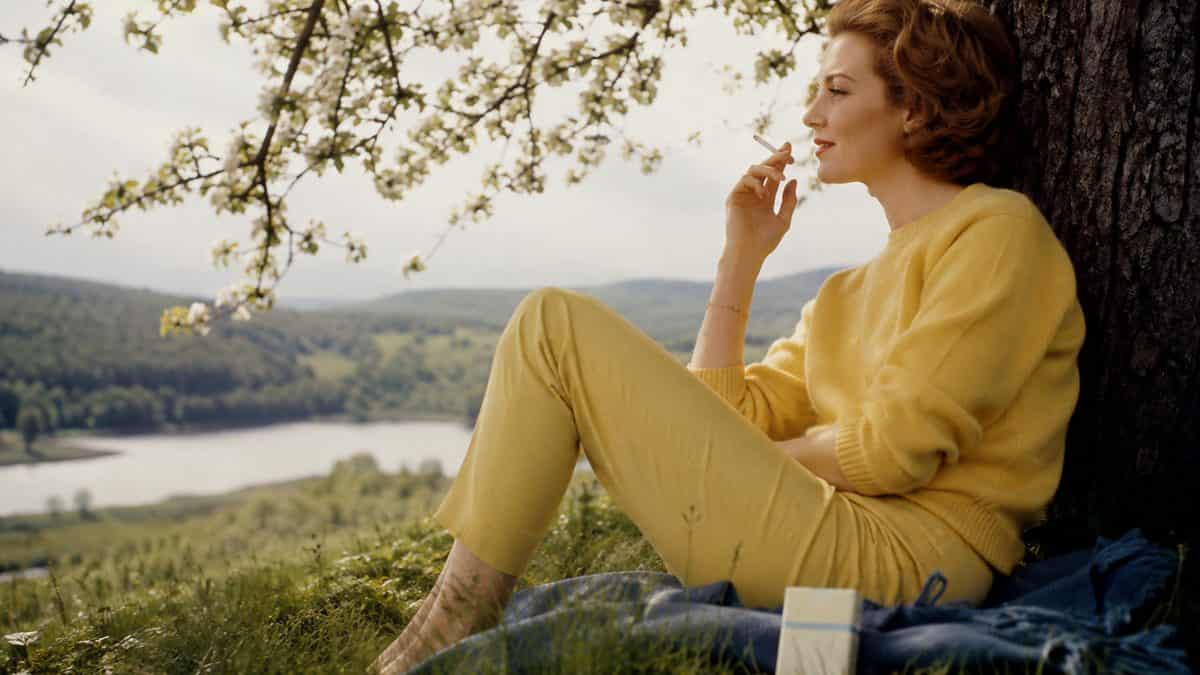 Cigarette Ads from the '60s That Would Never Be Allowed Today 12 Authentic 1960s Salem photographic ad
