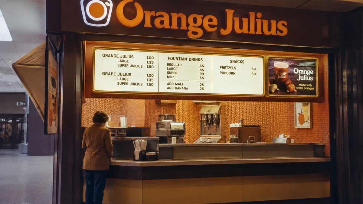 What Kids Did at the Mall That Would Seem Suspicious Today 15 Mall Orange Julius stand with legible menus.