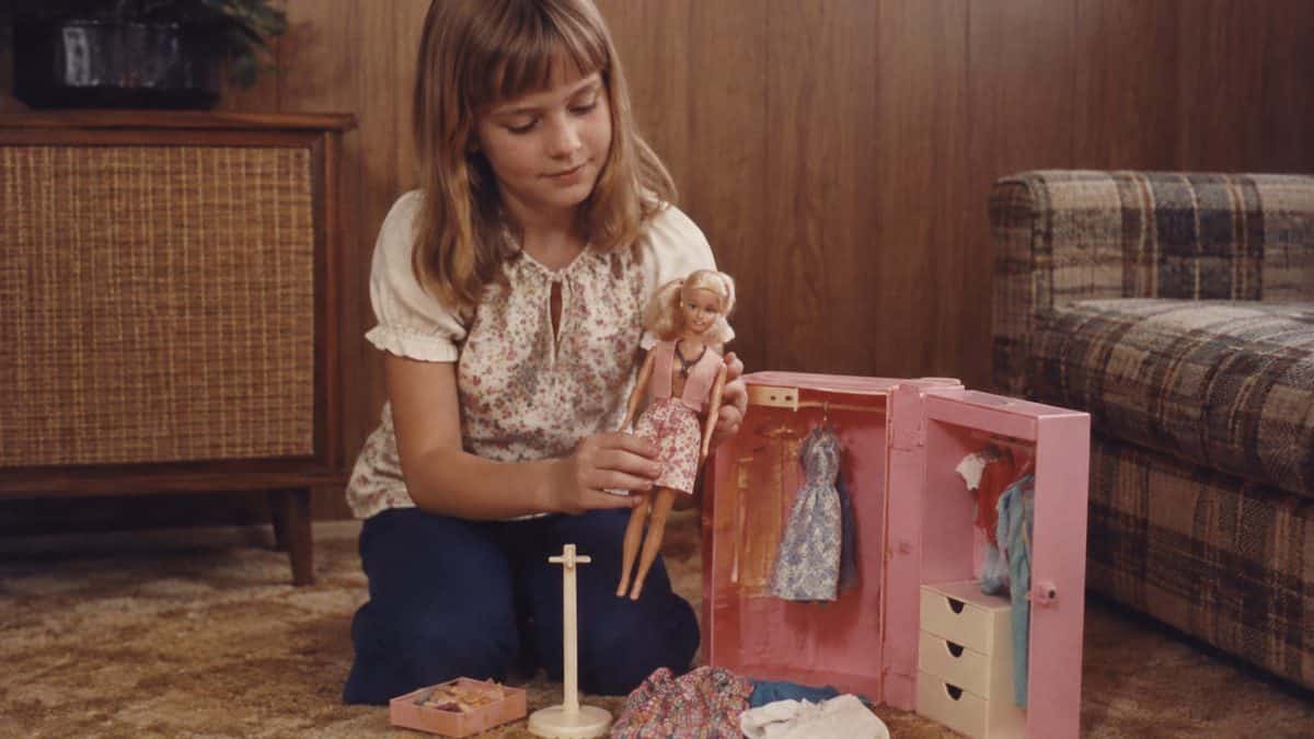 16 Things Everyone Collected That Are Worth Big Money Today 5 Child with toy
