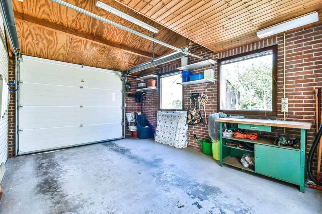 gaps in a garage