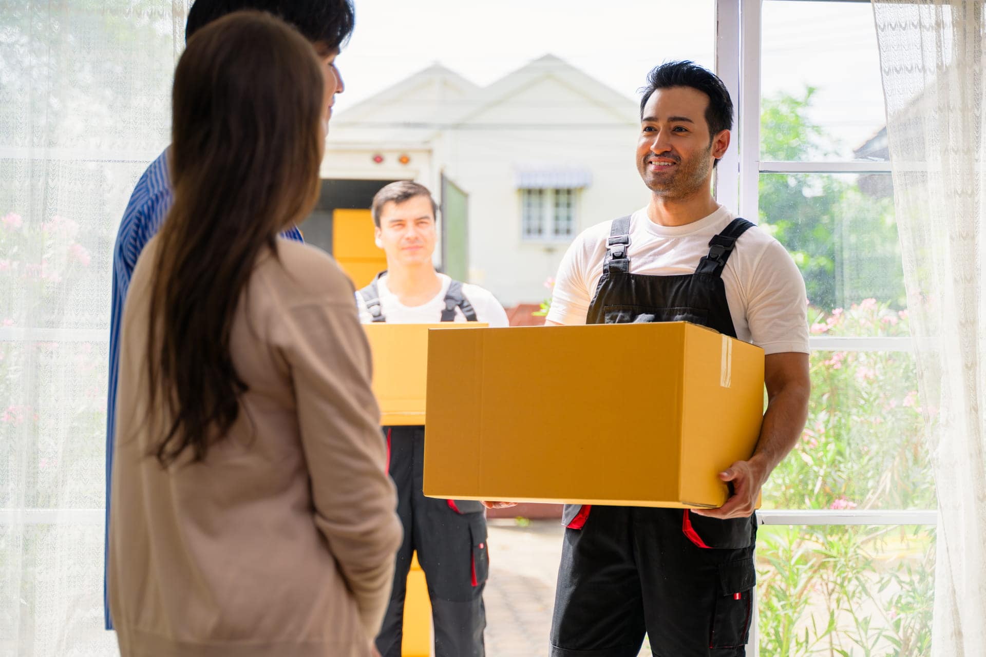 Why Hiring a Professional Moving Company is Worth the Investment
