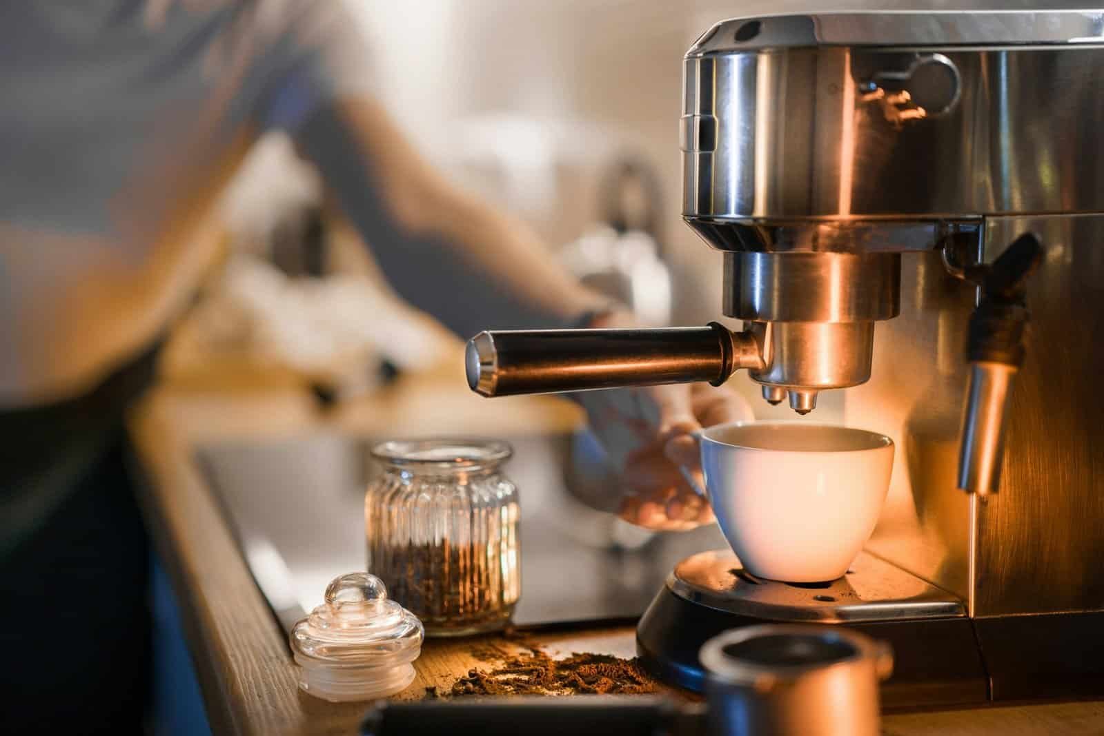 Super Automatic Espresso Machines: Automation vs. Extraction Fidelity