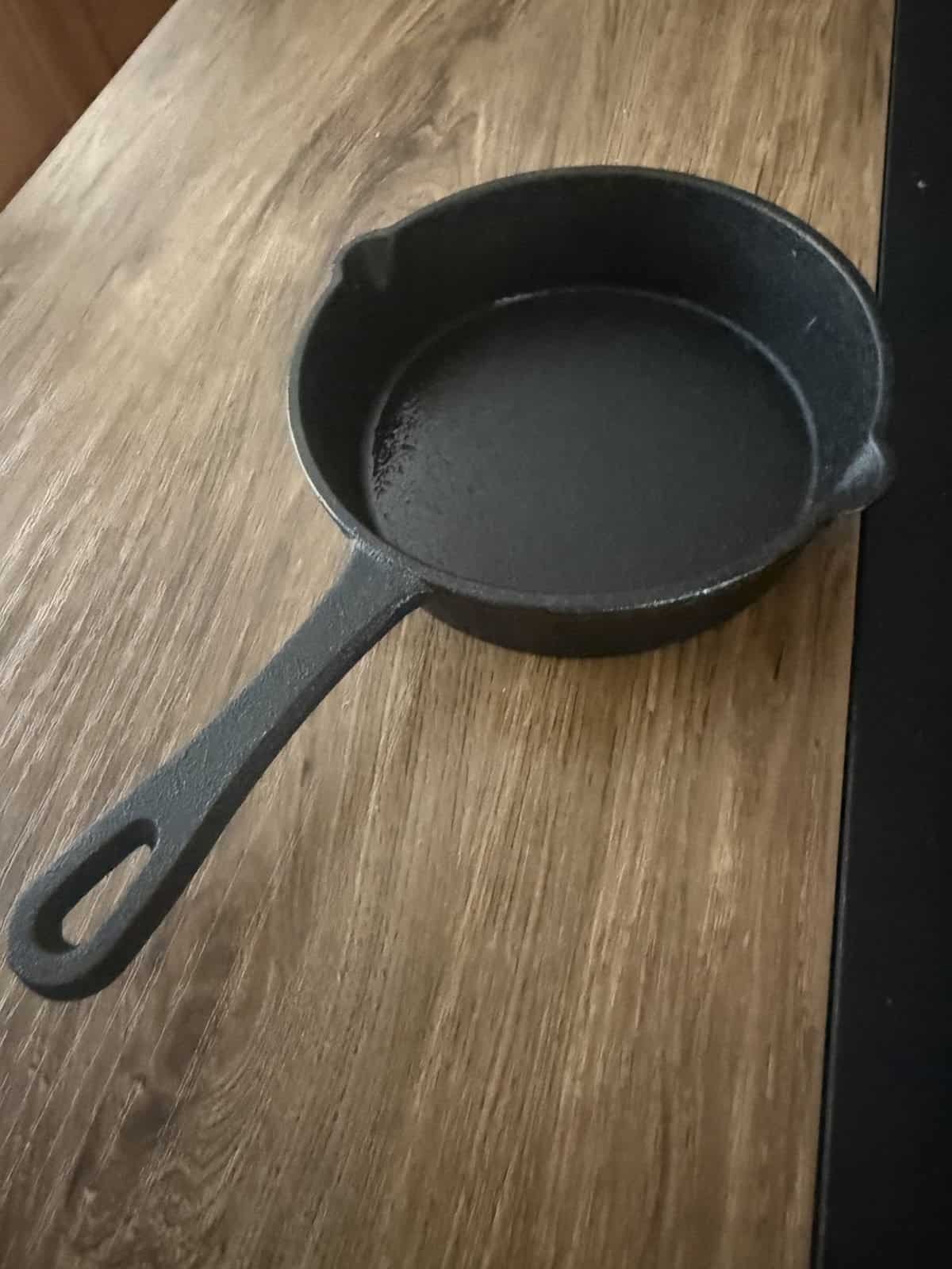 How to Clean a Cast Iron Skillet: Without Ruining the Seasoning