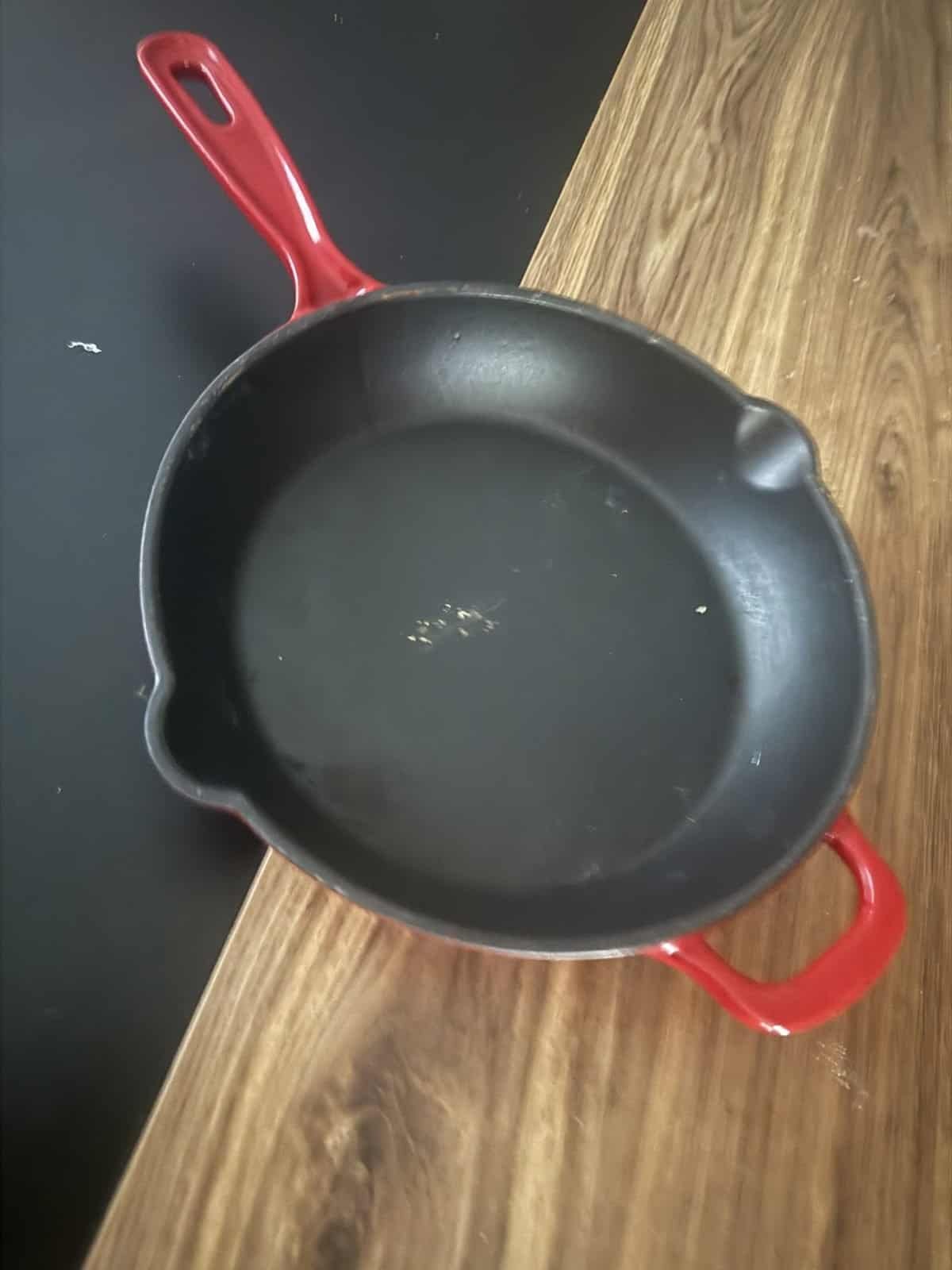 What to Cook in a Cast Iron Skillet: Options For Home Cooking