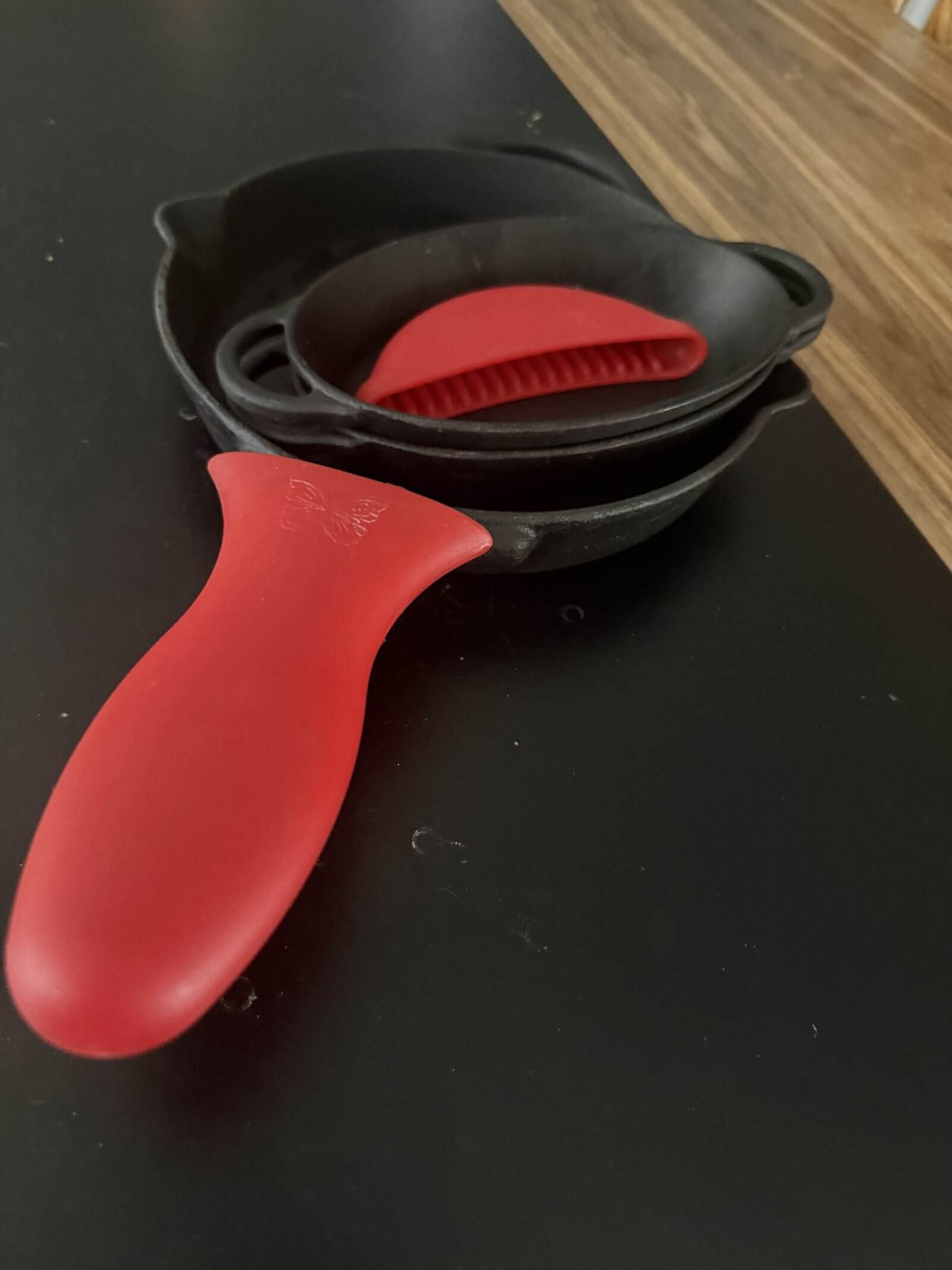 Best Cast Iron Accessories in 2026: The Two That Earn It and the One That Doesn’t