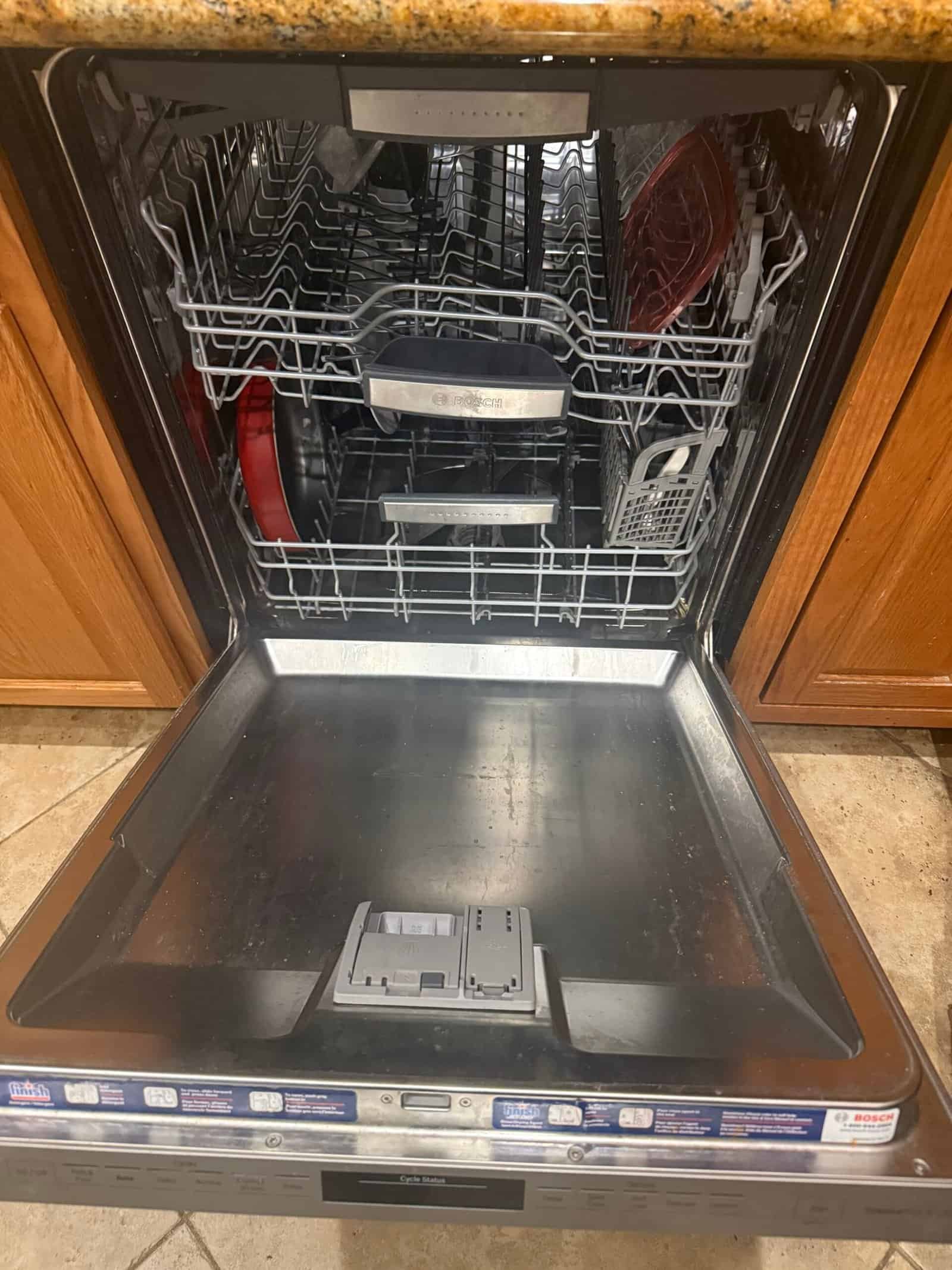 Should You Rinse Dishes Before Loading the Dishwasher? Kitchen Cleaning Guide