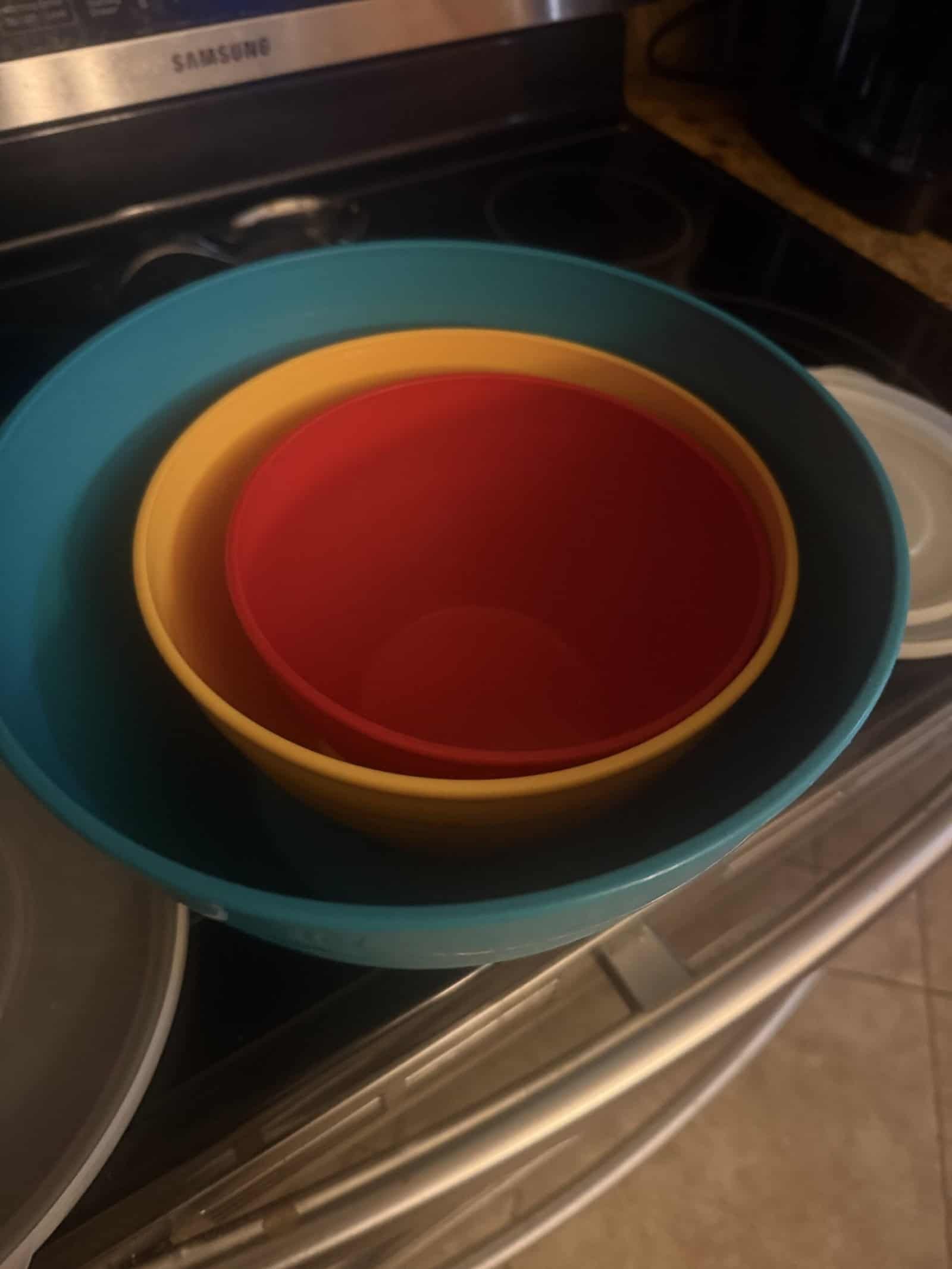 Best Salad Bowls in 2026: A Set of Small Ones Beats One Big One