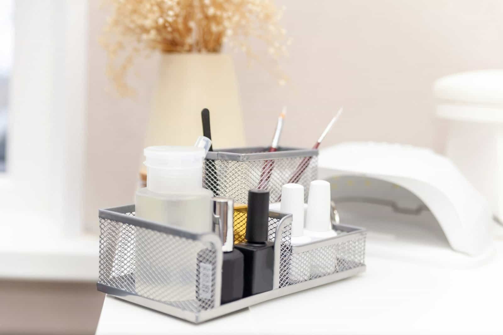 Best Shower Caddies for Renters in 2026: Holding Weight Without Drilling Tile