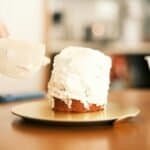 Best Cake Decorating Kits and Piping Bags in 2026: What a Beginner Needs and What Sits in the Drawer