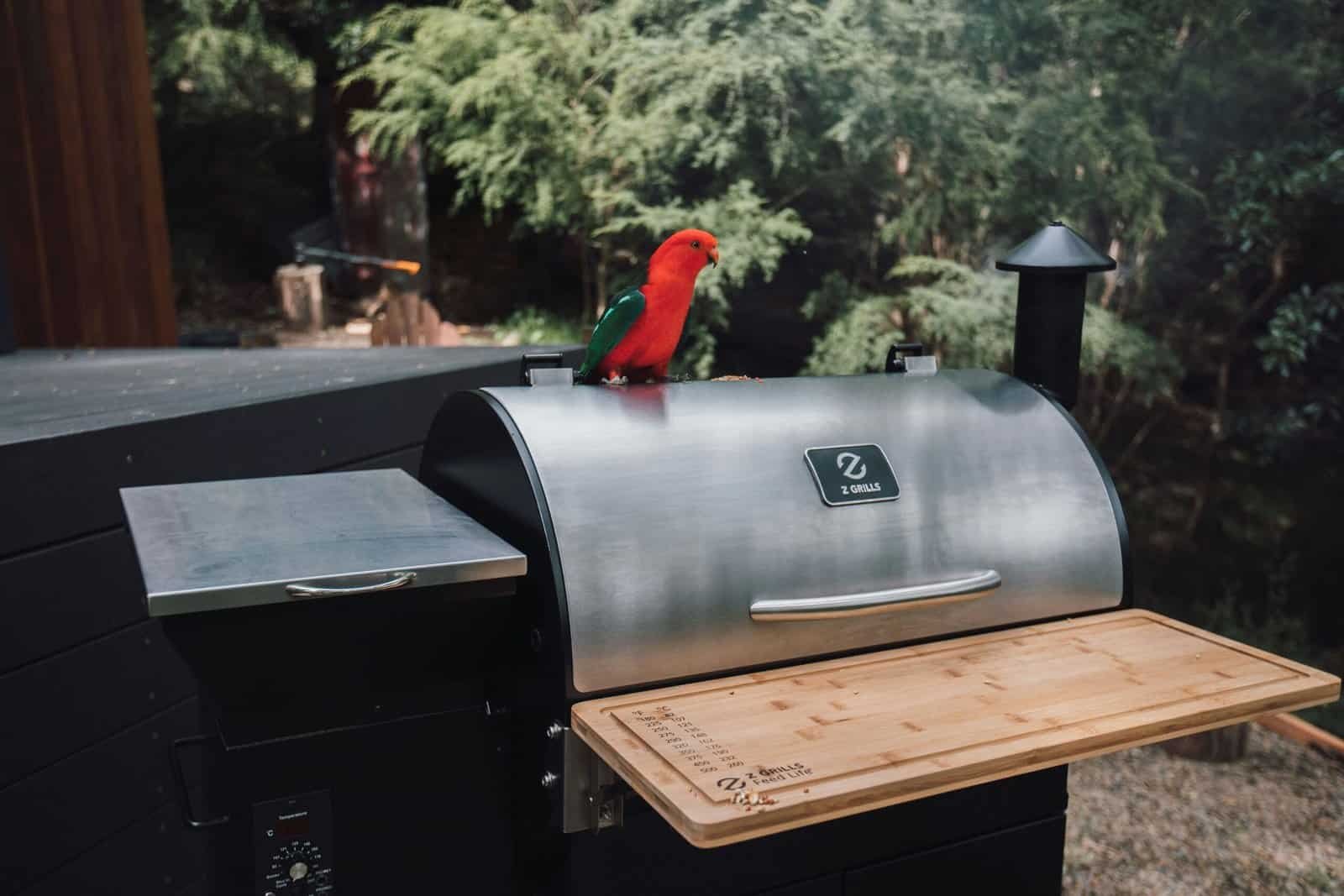 Best Electric Smokers in 2026: Which Type Holds Temperature Without You Standing Over It