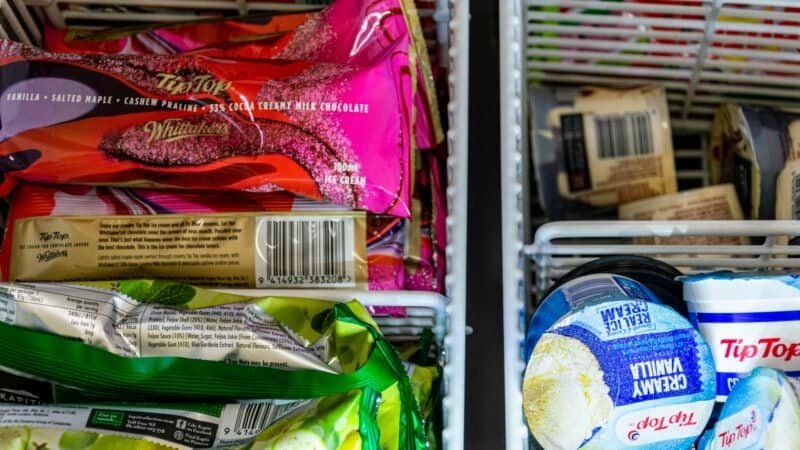 How Do You Organize a Freezer: Zones, Flat Freezing, and a Working Inventory