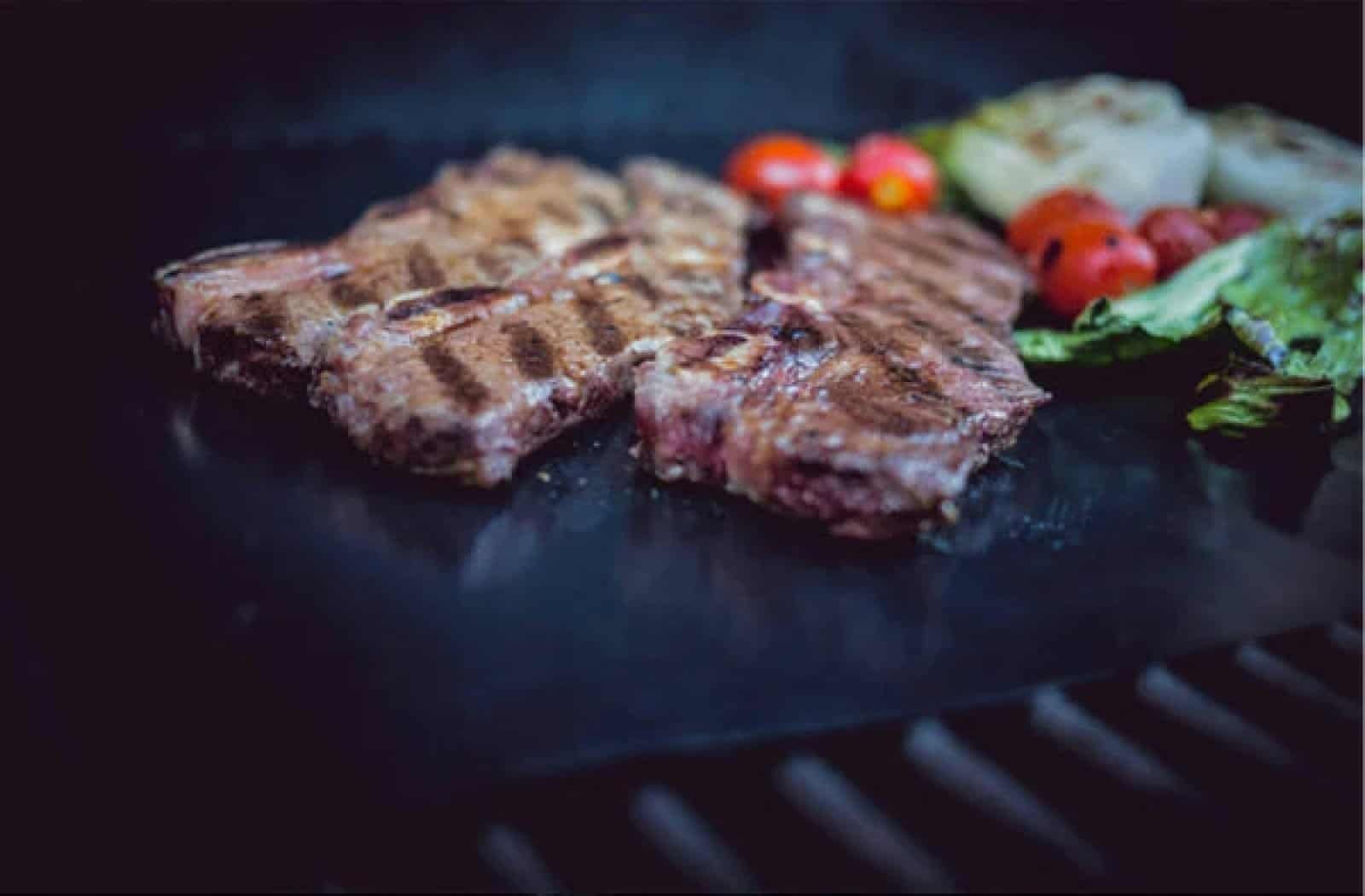 Best Grill Mats in 2026: Stopping Small Food Falling Through the Grates