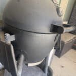 How Do You Shut Down a Kamado Grill: Closing Vents, Cooling Down, and Saving Charcoal