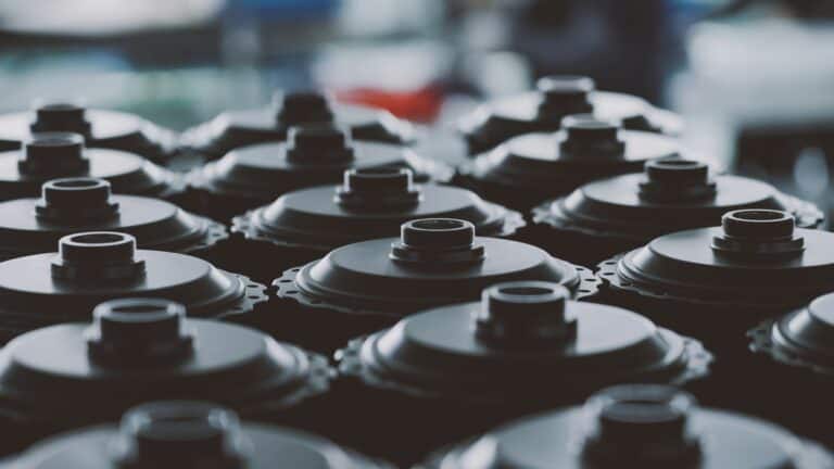 Best 200Ah LiFePO4 Batteries in 2026: High-Capacity Solar Storage
