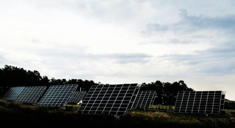 How Do Time of Use Rates Affect Solar: Why Midday Production Is Worth Less